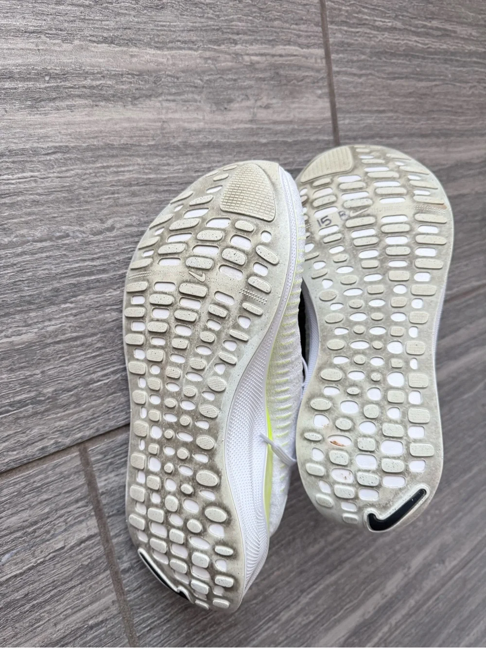 Nike Men’s White & Neon Yellow Athletic Running Shoes
